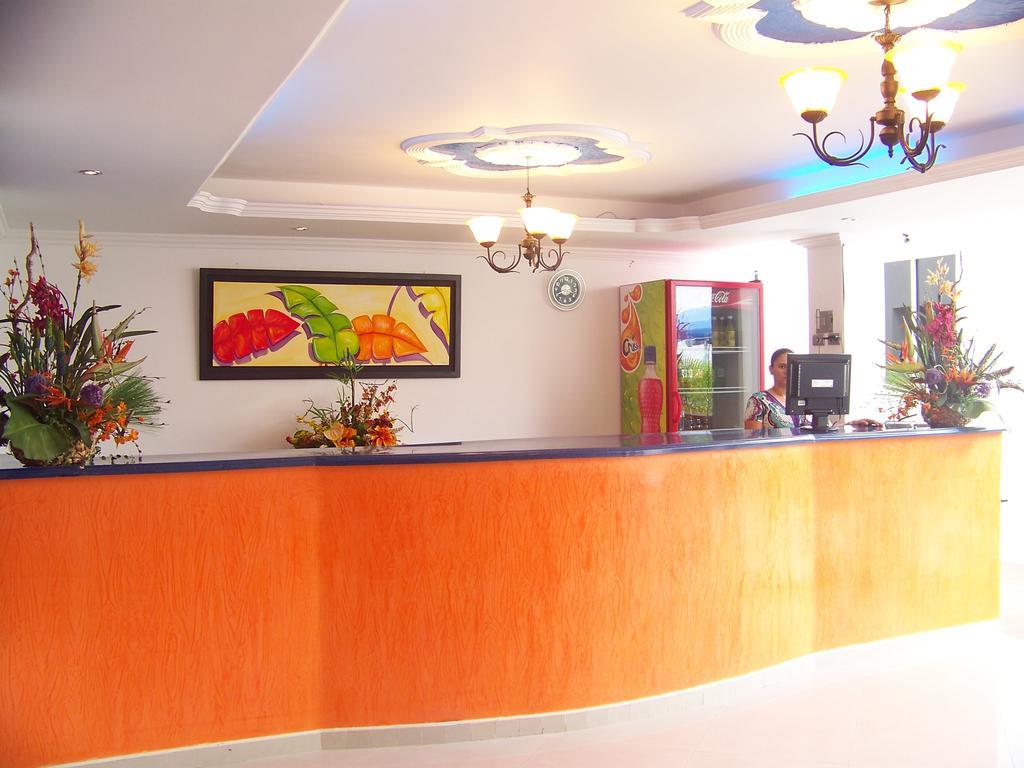 Hotel Zamba Girardot Zewnętrze zdjęcie
