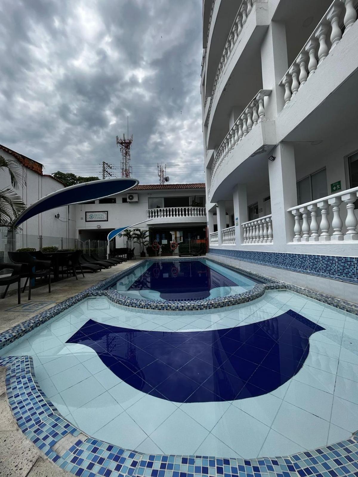 Hotel Zamba Girardot Zewnętrze zdjęcie