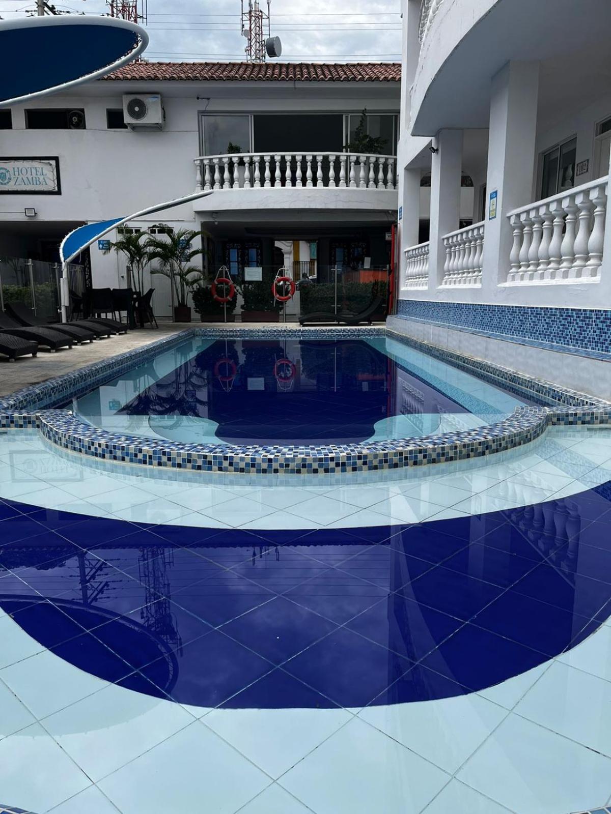 Hotel Zamba Girardot Zewnętrze zdjęcie